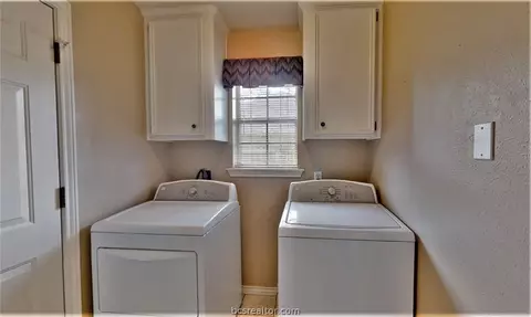 5709 Timberton Dr, Bryan, TX 77802 photo 27