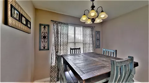 5709 Timberton Dr, Bryan, TX 77802 photo 14