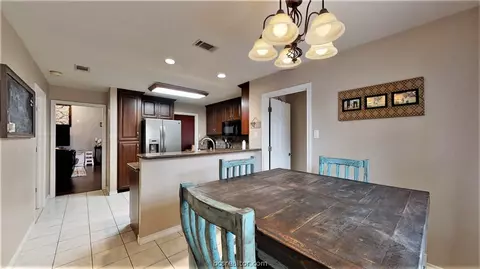 5709 Timberton Dr, Bryan, TX 77802 photo 13