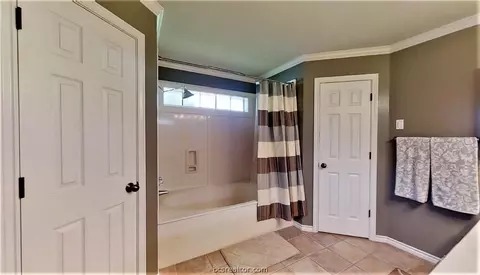 5709 Timberton Dr, Bryan, TX 77802 photo 19