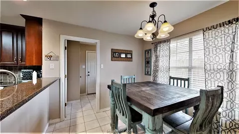 5709 Timberton Dr, Bryan, TX 77802 photo 15