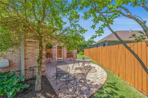 2109 Nicole Ct, Bryan, TX 77802 photo 26