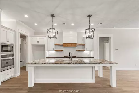 2907 Gentle Wind Ct, Bryan, TX 77808 photo 5