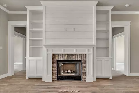 2907 Gentle Wind Ct, Bryan, TX 77808 photo 4