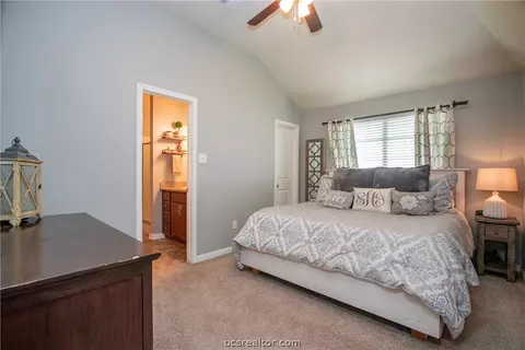 2011 Autumn Lake Dr, Bryan, TX 77807 photo 12
