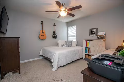 2011 Autumn Lake Dr, Bryan, TX 77807 photo 16