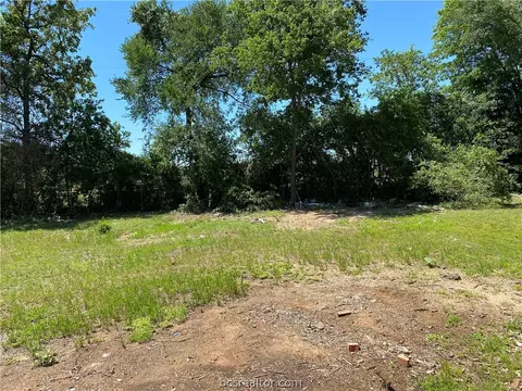 4400 Sandy Point Rd, Bryan, TX 77807 photo 5