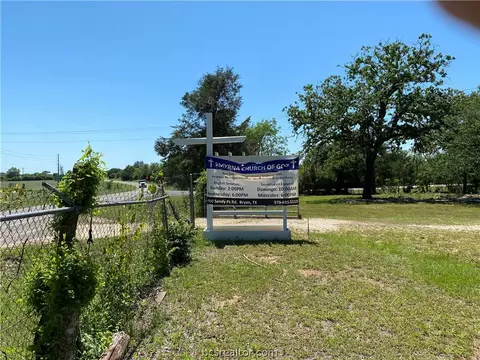 4400 Sandy Point Rd, Bryan, TX 77807 photo 2