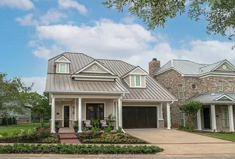 3221 Founders Dr, Bryan, TX 77807 photo 1