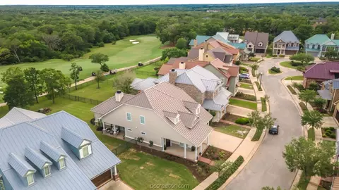 3221 Founders Dr, Bryan, TX 77807 photo 46