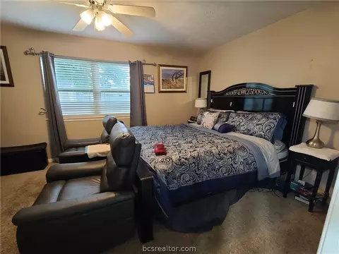 4320 Meadowbrook Dr, Bryan, TX 77802 photo 10
