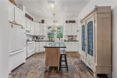 712 E 31st St, Bryan, TX 77803 photo 12