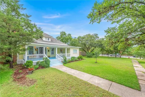 712 E 31st St, Bryan, TX 77803 photo 3