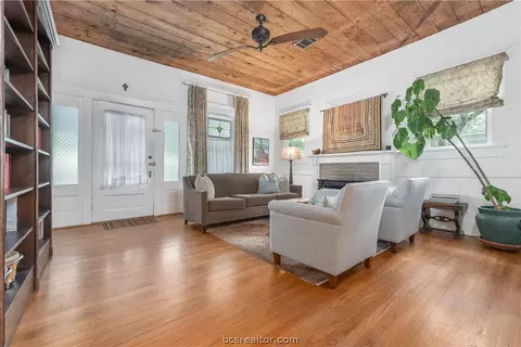 712 E 31st St, Bryan, TX 77803 photo 7
