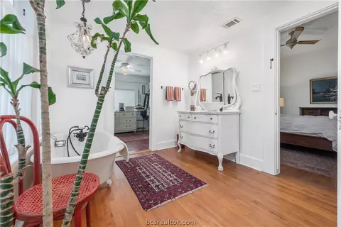 712 E 31st St, Bryan, TX 77803 photo 28