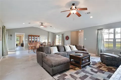 9776 Calhoun Rd, Bryan, TX 77808 photo 11