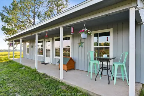 9776 Calhoun Rd, Bryan, TX 77808 photo 5