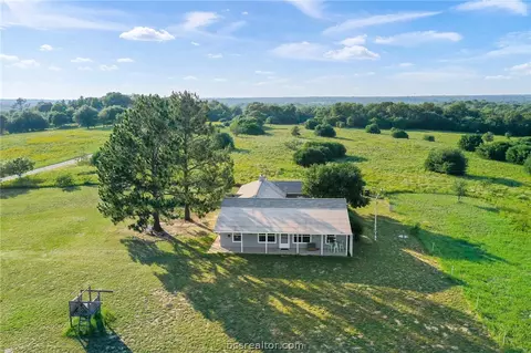 9776 Calhoun Rd, Bryan, TX 77808 photo 2