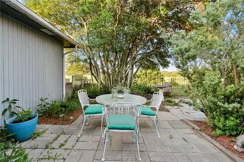 9776 Calhoun Rd, Bryan, TX 77808 photo 30
