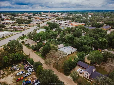 508 E 32nd Street B, Bryan, TX 77803 photo 2