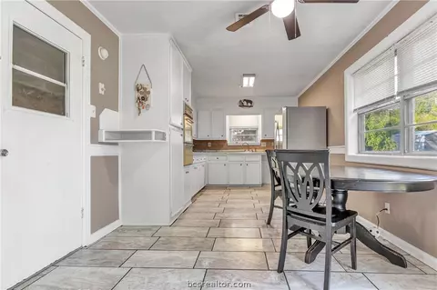 1707 Luza St, Bryan, TX 77802 photo 11