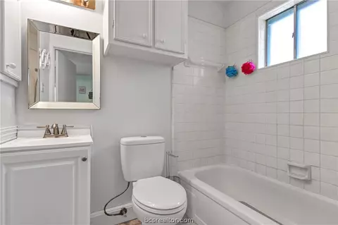 1707 Luza St, Bryan, TX 77802 photo 18