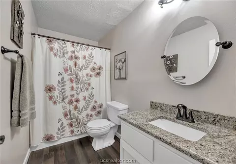 2703 Echo Glen Cir, Bryan, TX 77803 photo 17