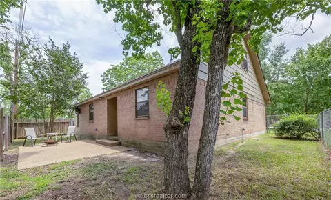 2703 Echo Glen Cir, Bryan, TX 77803 photo 26