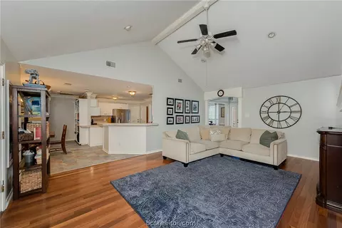 5660 Falling Water, Bryan, TX 77808 photo 7