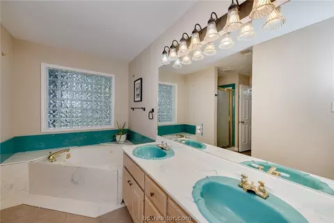 5660 Falling Water, Bryan, TX 77808 photo 19