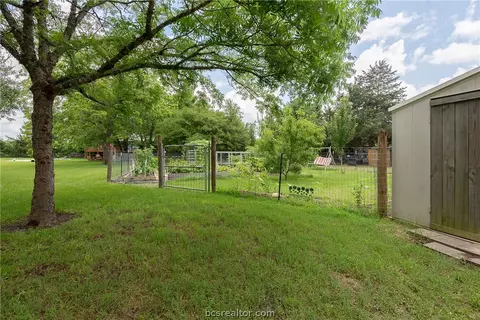 5660 Falling Water, Bryan, TX 77808 photo 29
