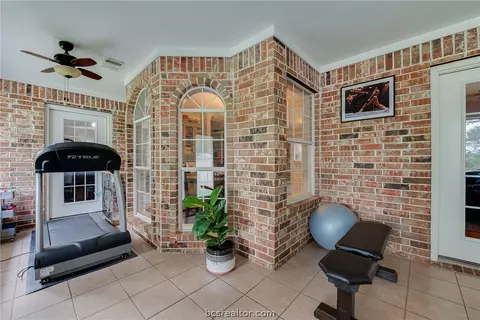 5660 Falling Water, Bryan, TX 77808 photo 15