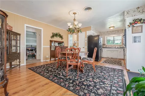 3809 Spring Hollow Ct, Bryan, TX 77802 photo 9