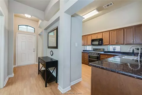 2045 Mountain Wind Loop, Bryan, TX 77807 photo 4