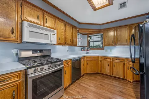 3601 Brockhampton Dr, Bryan, TX 77802 photo 12