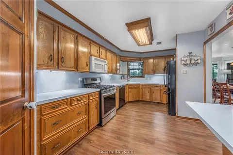 3601 Brockhampton Dr, Bryan, TX 77802 photo 13