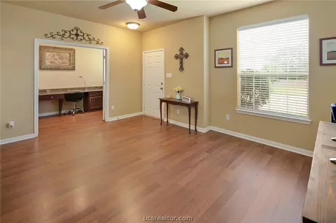 2015 Autumn Lake Dr, Bryan, TX 77807 photo 7