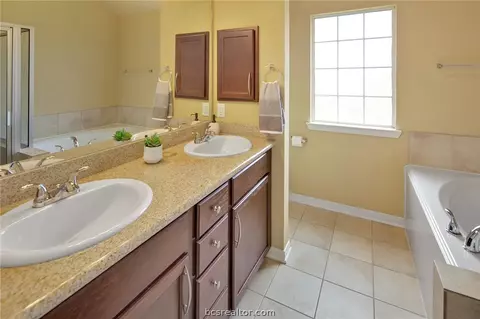 2015 Autumn Lake Dr, Bryan, TX 77807 photo 22