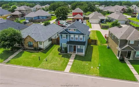 2015 Autumn Lake Dr, Bryan, TX 77807 photo 2