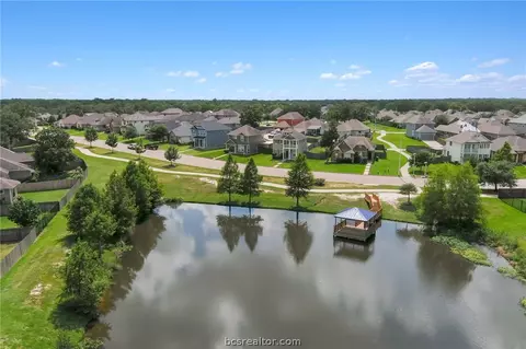 2015 Autumn Lake Dr, Bryan, TX 77807 photo 36
