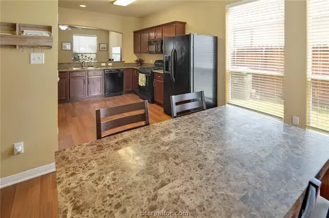 2015 Autumn Lake Dr, Bryan, TX 77807 photo 16
