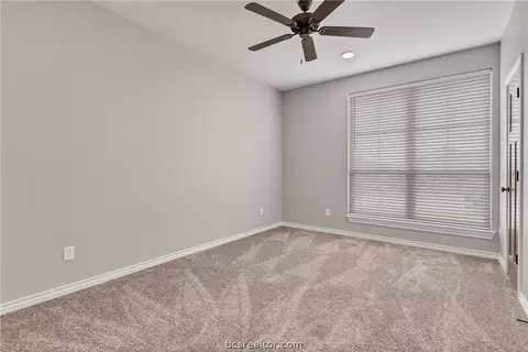 5010 Greyrock Dr, Bryan, TX 77802 photo 23