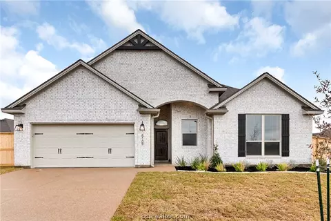 5010 Greyrock Dr, Bryan, TX 77802 photo 1