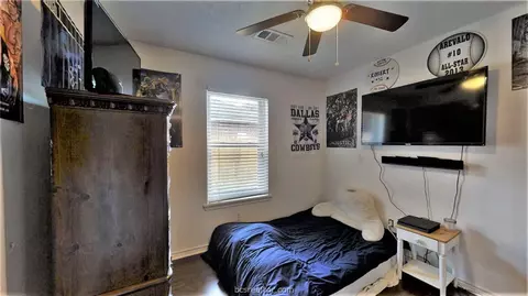 1435 Cedarcrest Ln, Bryan, TX 77803 photo 14