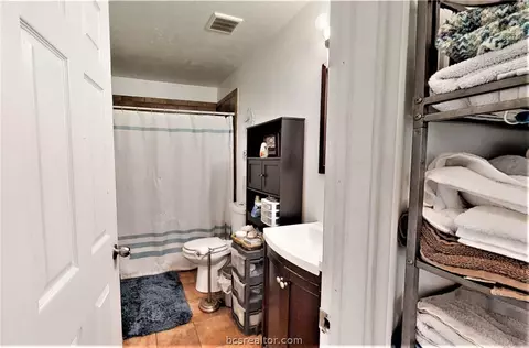 1435 Cedarcrest Ln, Bryan, TX 77803 photo 16