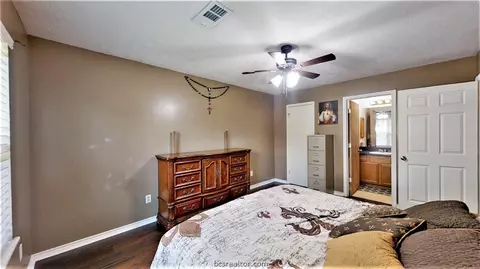 1435 Cedarcrest Ln, Bryan, TX 77803 photo 10