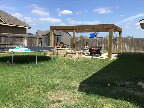 2134 Dumfries Dr, Bryan, TX 77807 photo 14