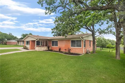 4209 Nagle St, Bryan, TX 77801 photo 7