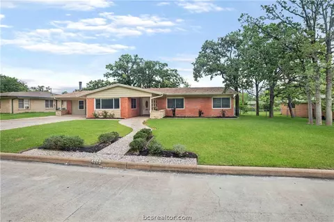4209 Nagle St, Bryan, TX 77801 photo 5