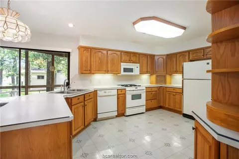 4209 Nagle St, Bryan, TX 77801 photo 19